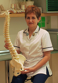 Estelle Mitchell, English Chartered Physiotherapist, MCSP, SRP, HPC, OCPPP, Grad Dip Phys. Col No 2070. Musculoskeletal Specialist