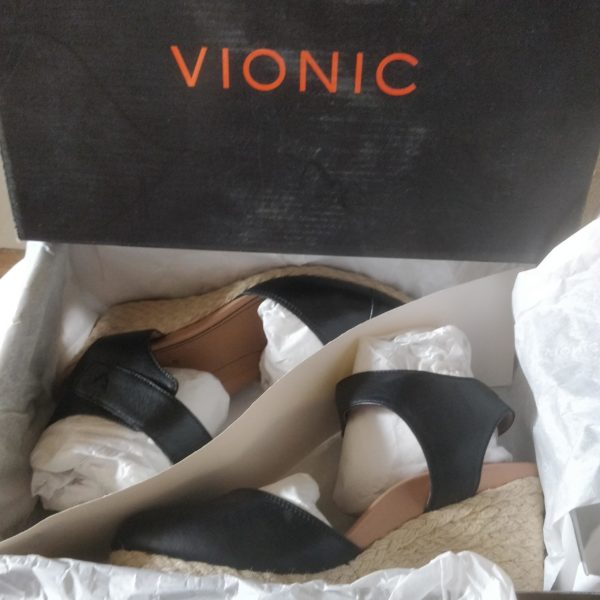 Vionic Loika Wedges