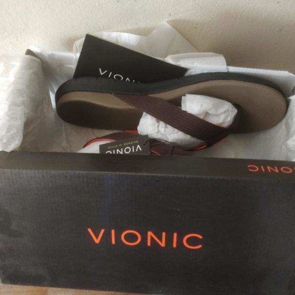 Vionic Mislander Dark Brown