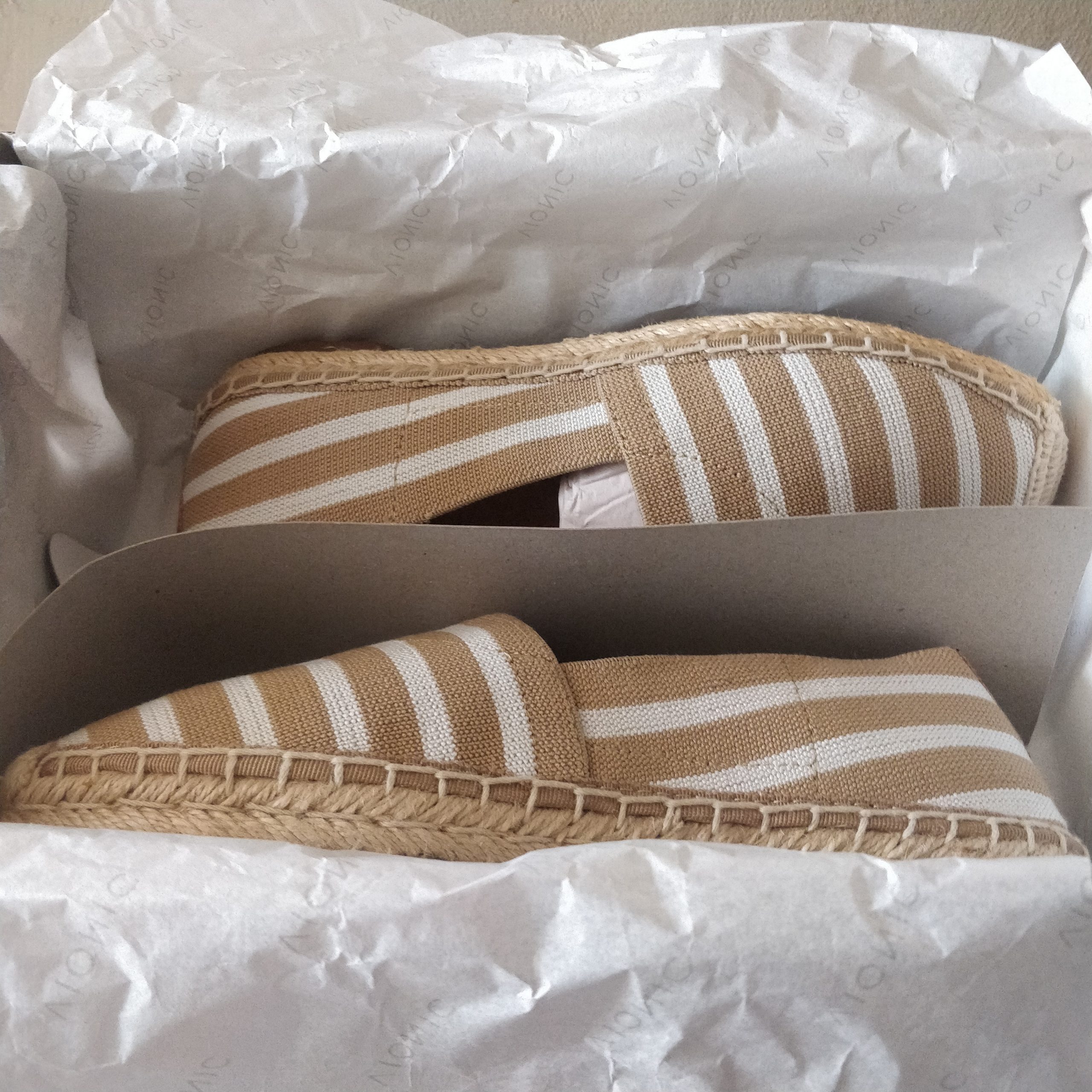 Vionic Coast Valeri Sand