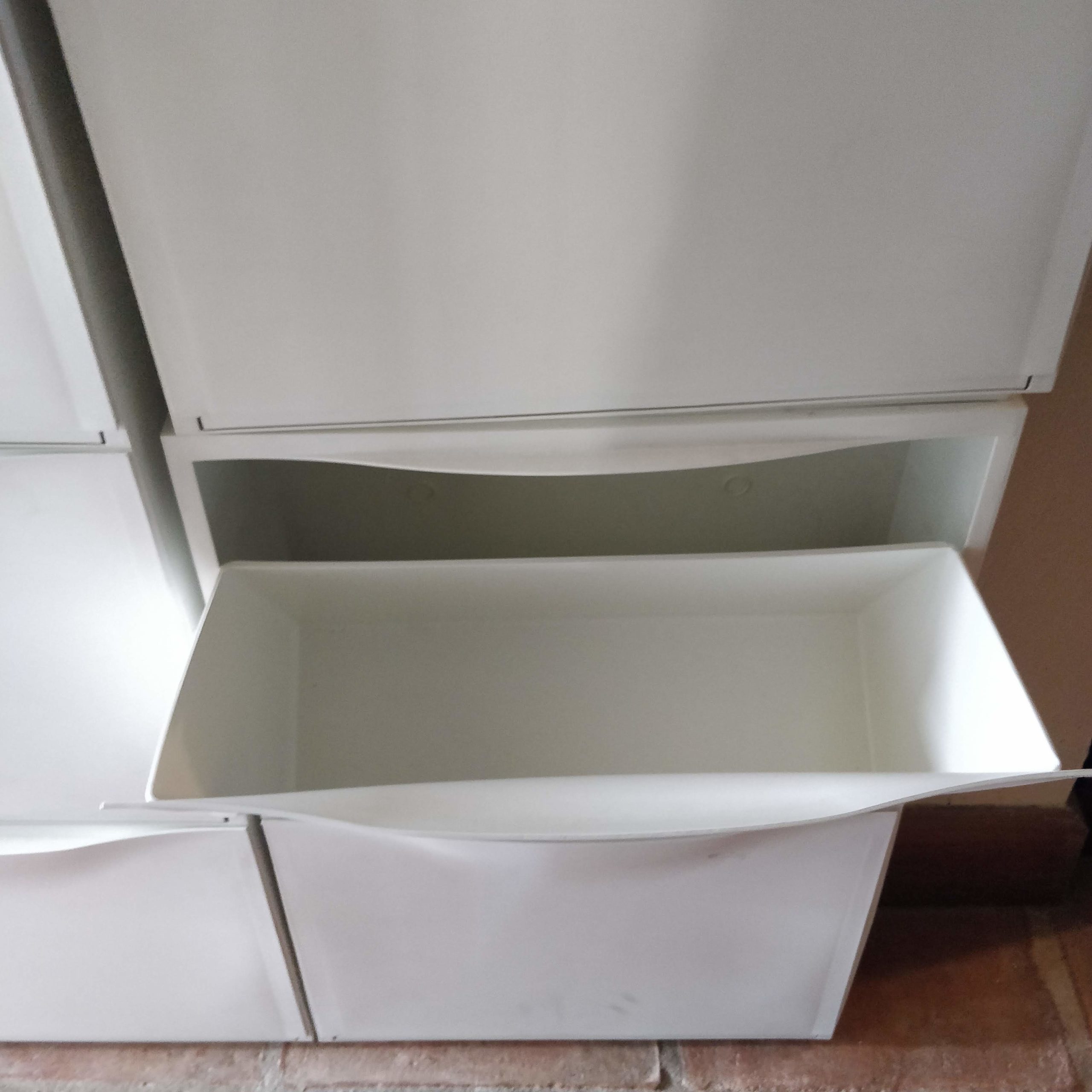 8 IKEA Trones Shoe storage cabinets 6 white, 2 black